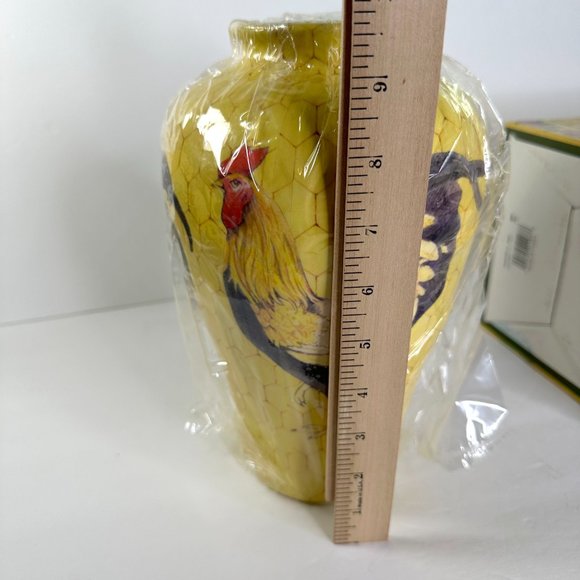 Country Harvest Yellow Rooster Vase Poultry Fence New in Box - Picture 6 of 9